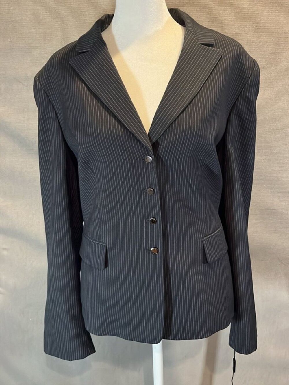 Woman’s Tahari Blazer